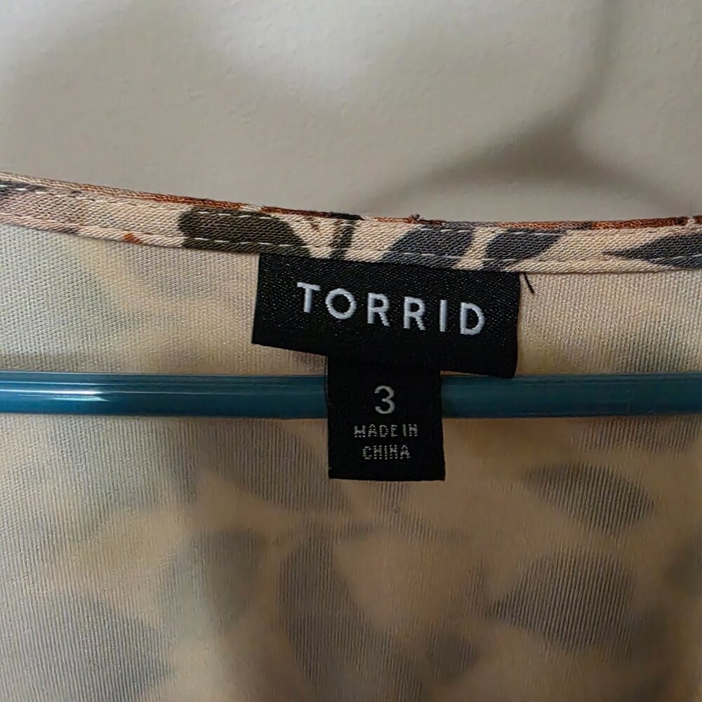 Torrid 3 Floral Mini Dress - Picture 10 of 10